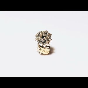 💐💖Pandora Love Bouquet Charm Item# 790441💖💐